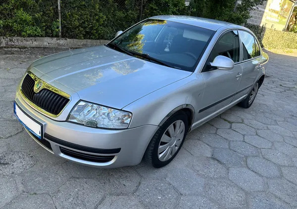 pomorskie Skoda Superb cena 5999 przebieg: 296454, rok produkcji 2007 z Olecko